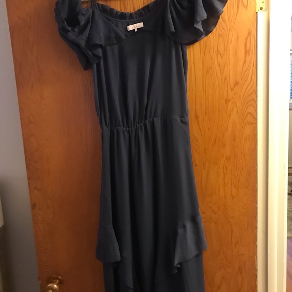 Cold Shoulder Ruffle Dress - Picture 2 of 2